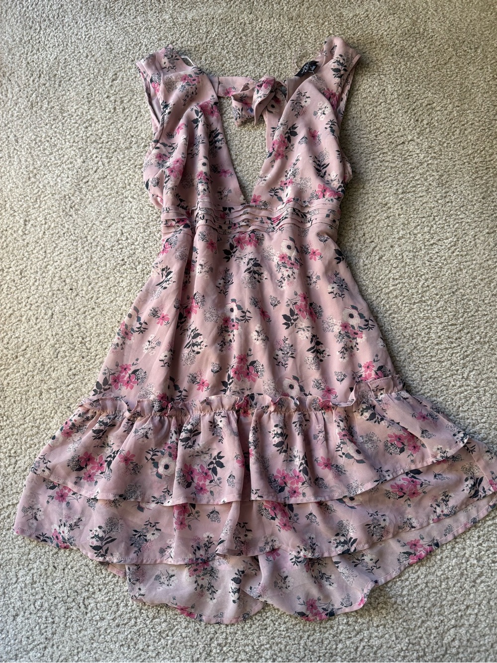 Sleeveless Pink Floral V-Neck Midi Dress with Ruffle Hem beach - y2k classy